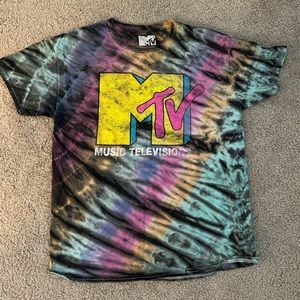 tie dye MTV shirt